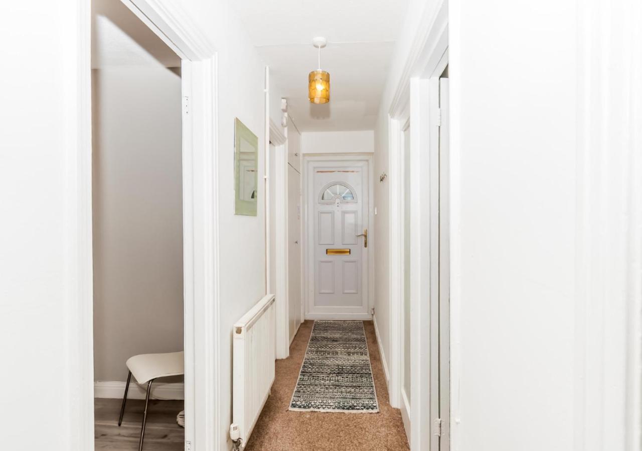 2 Bed Apartment-5 Guests - Business-Relocation-Parking - The Brighton Short Stay & Serviced Apartments Exterior foto